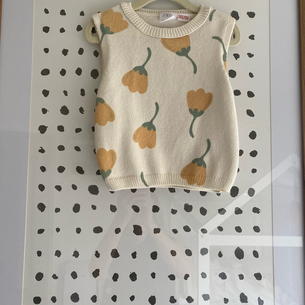Zara Kids Cream And Orange Floral Sweater Never Worn